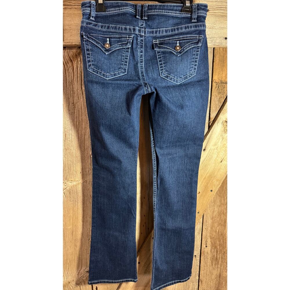 APT. 9 Bootcut Jeans Women's Size 8 Blue Mid Rise Dark Wash 5-Pocket Button Back - Picture 3 of 10